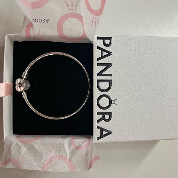 Pandora Silver Heart Bracelet - Picture 3 of 4
